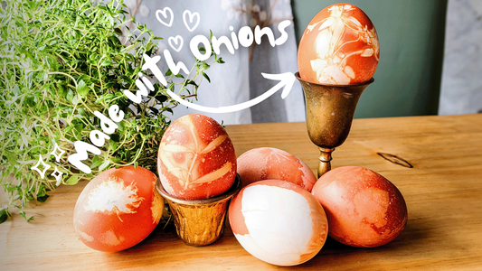 How to Dye Eggs Naturally with Onion Skins and Plants | Eco-Friendly Craft
